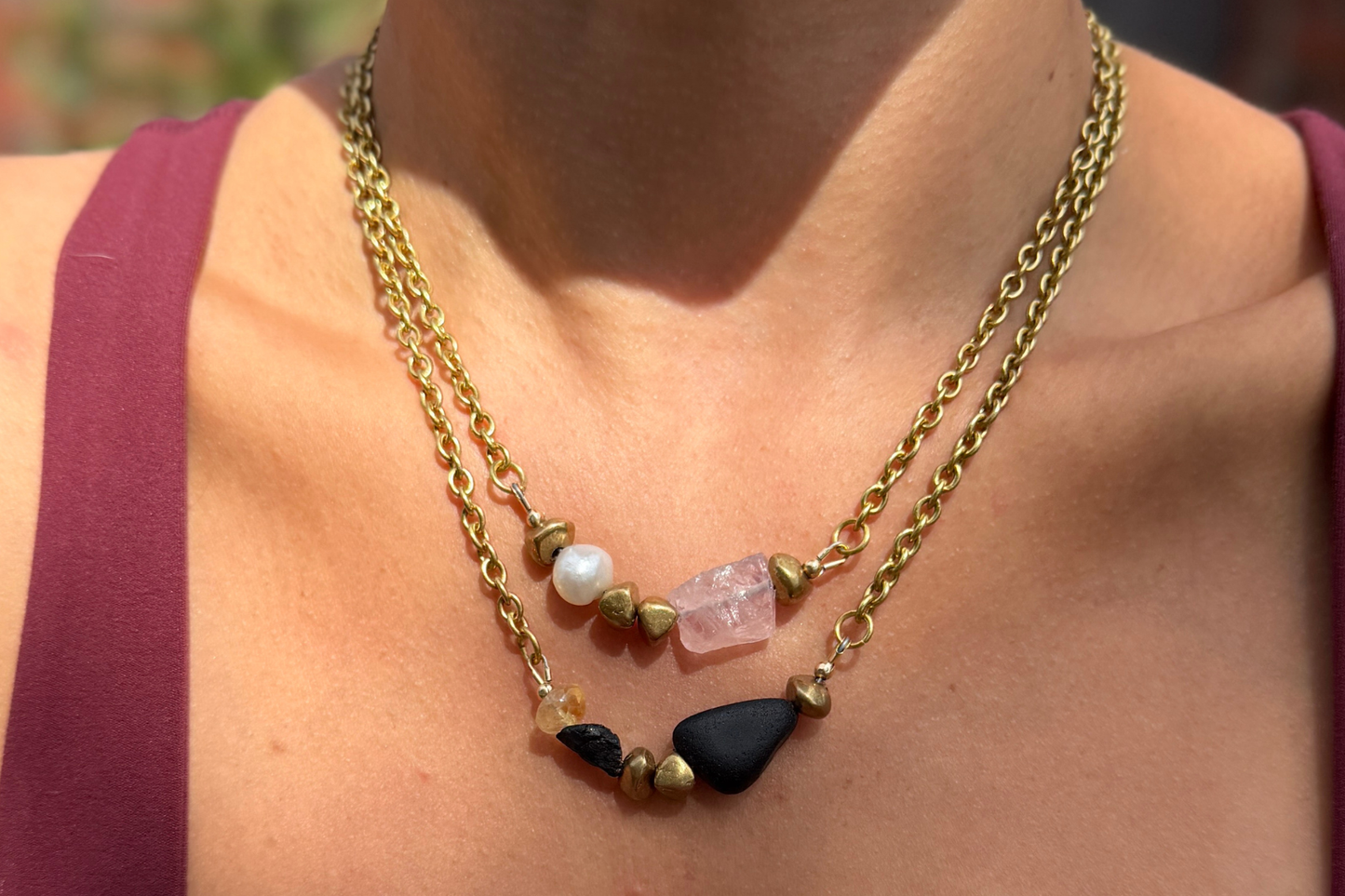 MERIDIAN: ROSE QUARTZ NECKLACE