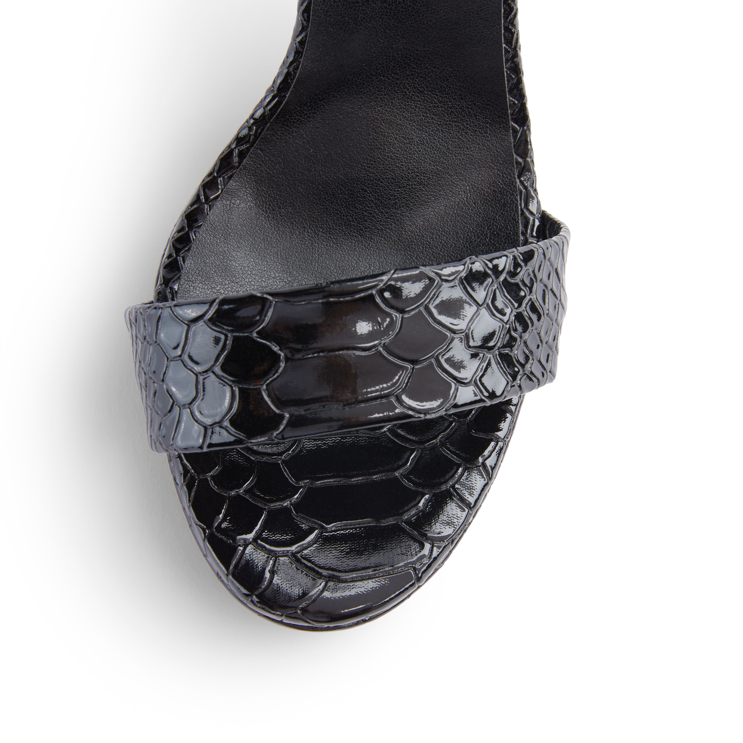 The Manhattan Shoe Detail View