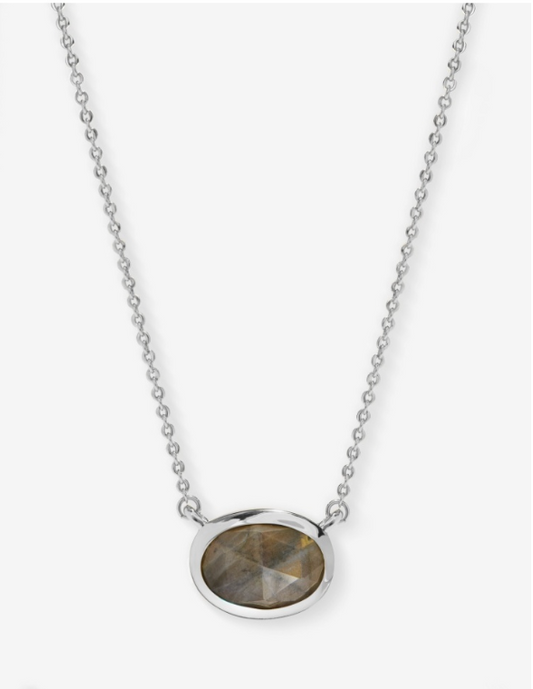 She's a Boss Pendant